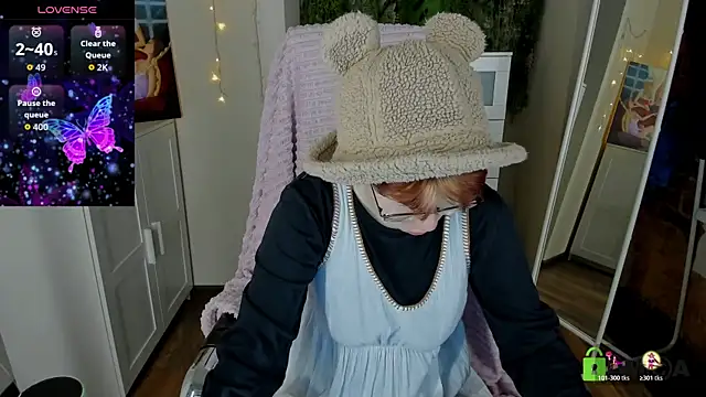 Snapshot of Melissa_Wells chatting on November 6, 8:32 pm Melissa Wells online show from November 6, 8:32 pm