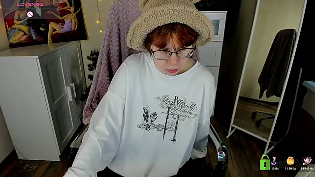 Snapshot of Melissa_Wells chatting on November 23, 11:10 am Melissa Wells online show from November 23, 11:10 am