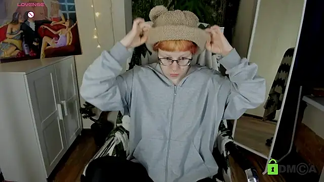 Snapshot of Melissa_Wells chatting on December 3, 8:40 pm Melissa Wells online show from December 3, 8:40 pm