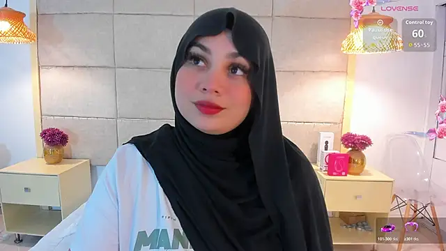 Snapshot of _anjum_ chatting on May 7, 12:21 pm anjum online show from May 7, 12:21 pm