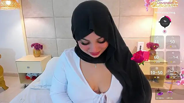 Snapshot of _anjum_ chatting on June 6, 12:21 pm anjum online show from June 6, 12:21 pm