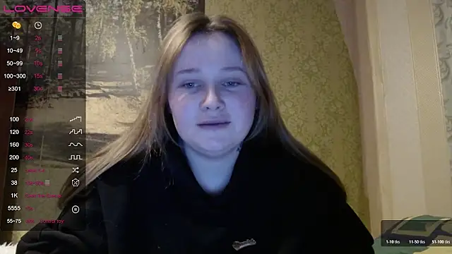 Snapshot of Light_Luna chatting on March 10, 3:39 pm Light Luna online show from March 10, 3:39 pm
