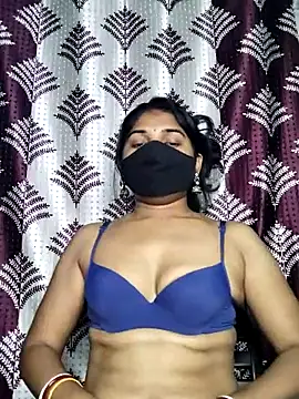 Snapshot of Luv_Adite20 chatting on February 7, 2:15 pm Luv Adite20 online show from February 7, 2:15 pm