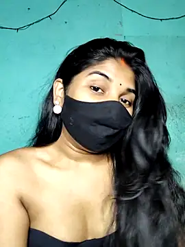 Snapshot of Luv_Adite20 chatting on February 27, 9:43 am Luv Adite20 online show from February 27, 9:43 am