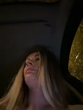 IsabellaEtthan online show from January 31, 11:45 pm