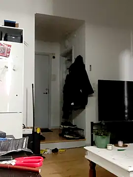 Snapshot of eltoulou chatting on March 2, 2:32 pm eltoulou online show from March 2, 2:32 pm