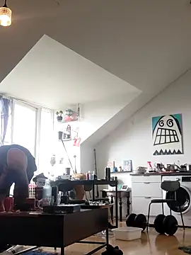 Snapshot of eltoulou chatting on September 12, 8:03 am eltoulou online show from September 12, 8:03 am