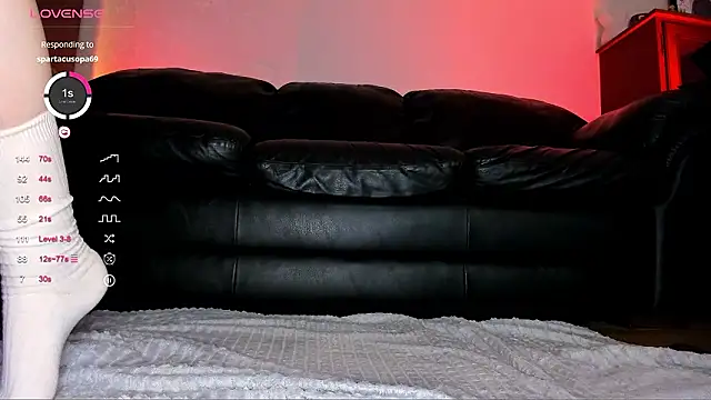 Snapshot of _alexanotitle chatting on February 6, 9:40 pm alexanotitle online show from February 6, 9:40 pm