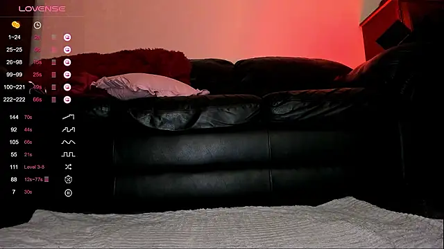 Snapshot of _alexanotitle chatting on March 10, 9:09 pm alexanotitle online show from March 10, 9:09 pm