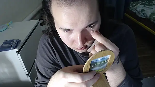 EvaMiron online show from October 28, 3:47 pm