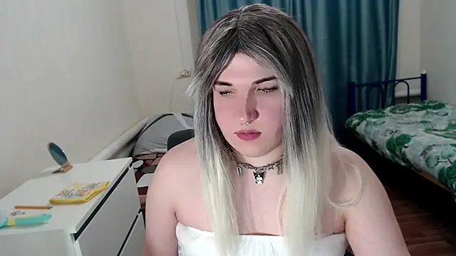 EvaMiron online show from March 19, 4:55 pm