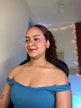 gretta kler1 online show from December 5, 1:38 pm
