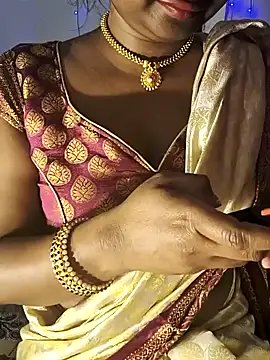 FANTASY QUEEN 07 online show from March 7, 10:35 am