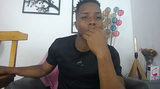 bigcock latin1 online show from February 25, 3:42 am