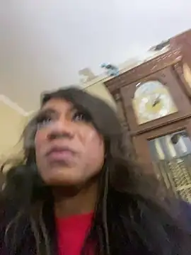 Snapshot of CaramelDipper chatting on December 23, 2:28 pm CaramelDipper online show from December 23, 2:28 pm