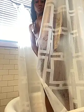 Snapshot of CaramelDipper chatting on February 27, 4:21 pm CaramelDipper online show from February 27, 4:21 pm