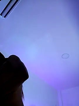 Elektra Queen online show from October 22, 1:00 pm