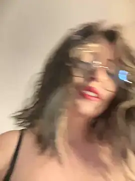 marie2  online show from December 19, 10:42 pm