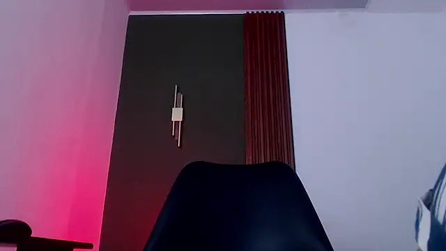 Snapshot of jean_sneider chatting on January 31, 9:02 pm jean sneider online show from January 31, 9:02 pm