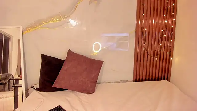 SaraApril 1 online show from January 11, 8:14 pm