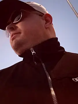 perversalus online show from March 10, 4:45 pm