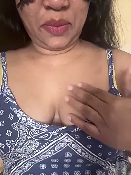 Shasha X online show from March 3, 6:33 pm