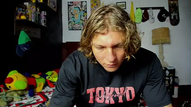 Tom Krakow online show from February 2, 7:01 pm