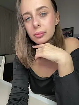 Snapshot of Hii_Lolla chatting on February 12, 7:02 pm Hii Lolla online show from February 12, 7:02 pm