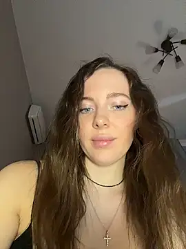 -SweetDi- online show from February 18, 9:44 pm