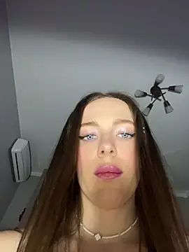 -SweetDi- online show from June 7, 5:38 pm