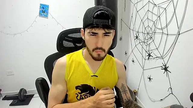 DmitriSanders online show from February 17, 1:24 am