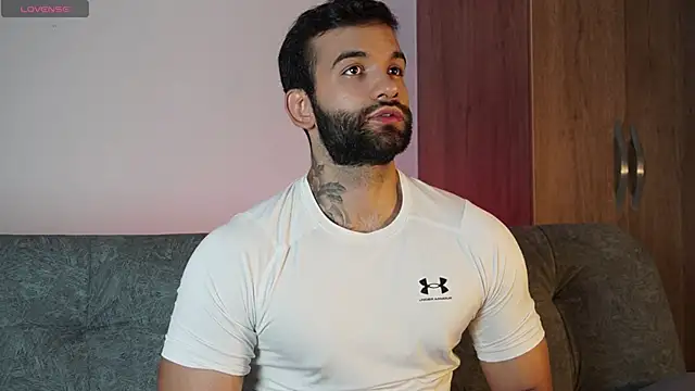 MarkHazze online show from October 31, 3:57 pm