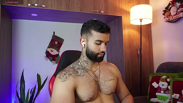 MarkHazze online show from November 28, 11:29 pm