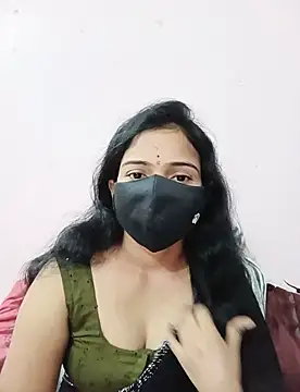 Snapshot of Keerthi-Telugu chatting on December 20, 4:42 am Keerthi-Telugu online show from December 20, 4:42 am