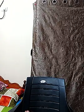 Snapshot of Keerthi-Telugu chatting on December 19, 4:52 am Keerthi-Telugu online show from December 19, 4:52 am