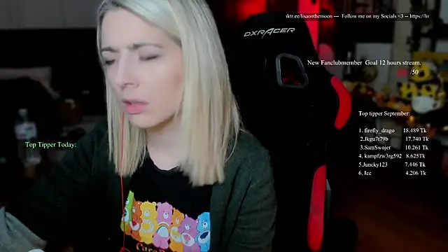 Lisaonthemoon online show from October 1, 7:20 pm