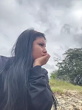 Snapshot of Nahomi_Wild chatting on February 10, 2:10 pm Nahomi Wild online show from February 10, 2:10 pm