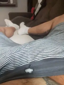 dredre1069 online show from November 27, 2:30 pm