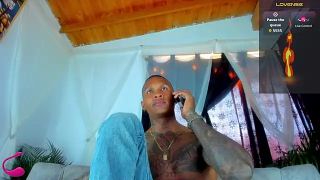 esteveen ortegas  online show from October 17, 5:37 pm