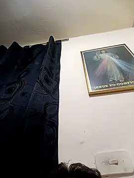 sebaspenegrande2002 online show from April 2, 7:06 am