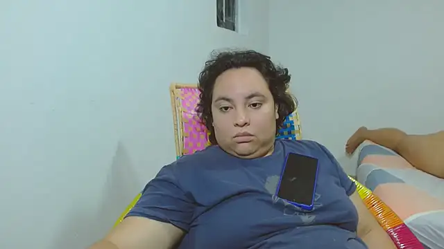 Snapshot of big_small_h0rny_ chatting on November 23, 1:38 am big small h0rny online show from November 23, 1:38 am