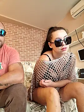 Snapshot of -Pupsiki- chatting on October 10, 5:50 am -Pupsiki- online show from October 10, 5:50 am