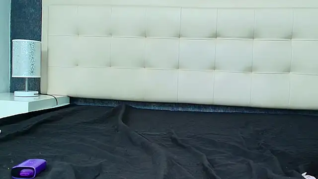 Cloeandtyfanny online show from January 9, 7:48 pm