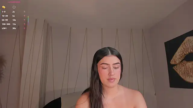 PaulinaSantos  online show from March 25, 8:15 pm