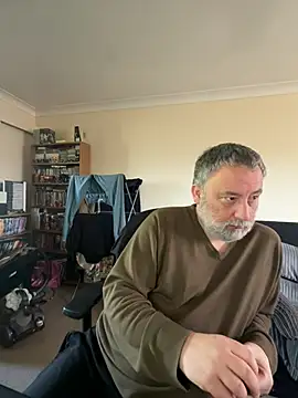 LondonTeffy online show from February 28, 11:25 am