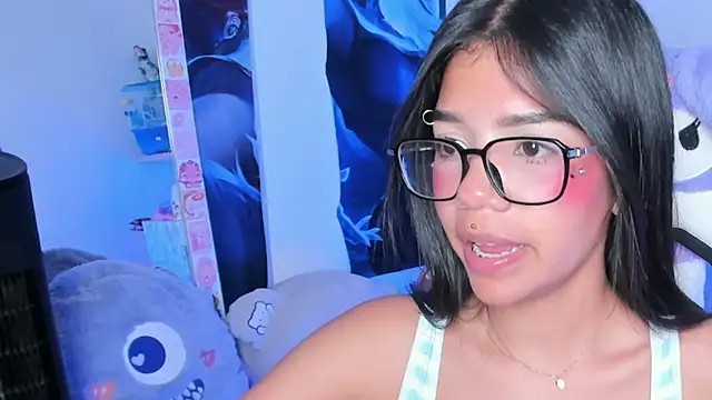 Snapshot of cutestephuwu chatting on March 18, 2:25 am cutestephuwu online show from March 18, 2:25 am