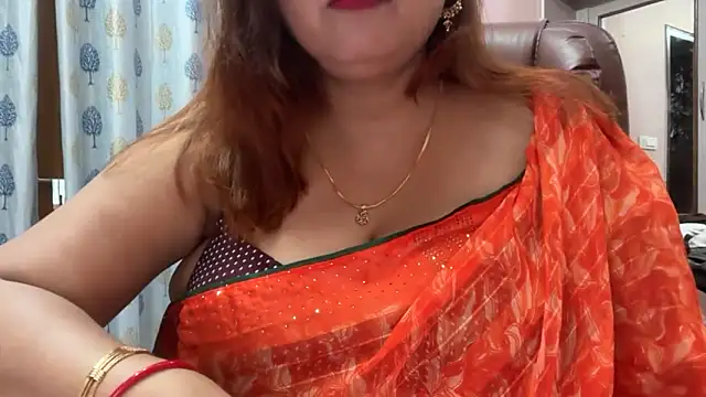 Snapshot of Dianaa9 chatting on June 19, 10:30 am Dianaa9 online show from June 19, 10:30 am