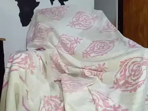 Snapshot of aritolapiz chatting on November 16, 2:50 am aritolapiz online show from November 16, 2:50 am