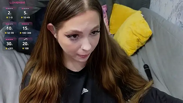 Nicole Vvinson online show from January 11, 11:23 am