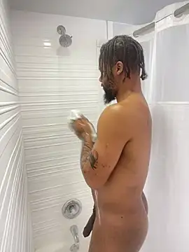 Snapshot of curvedicbandit6_2 chatting on January 13, 11:41 am curvedicbandit6 2 online show from January 13, 11:41 am